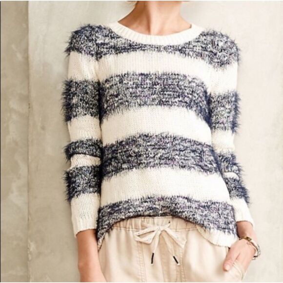 ANTHROPOLOGIE TABITHA Eyelash White Blue Striped Knit Fuzzy Sweater Size M - Picture 2 of 12
